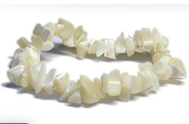 screenshot_2025-01-05_at_14-37-24_bracelet_nacre_pierres_baroques_la_boite_a_cailloux_-_la_boite_a_cailloux